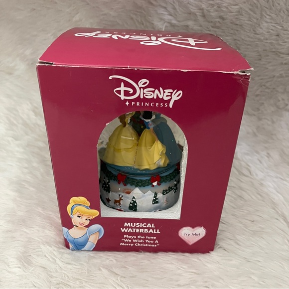 Disney Princess Water ball Snow globe - Picture 4 of 9